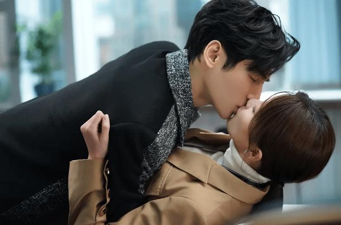 老公拿“血汗钱”打赏女主播，我该不该离婚？